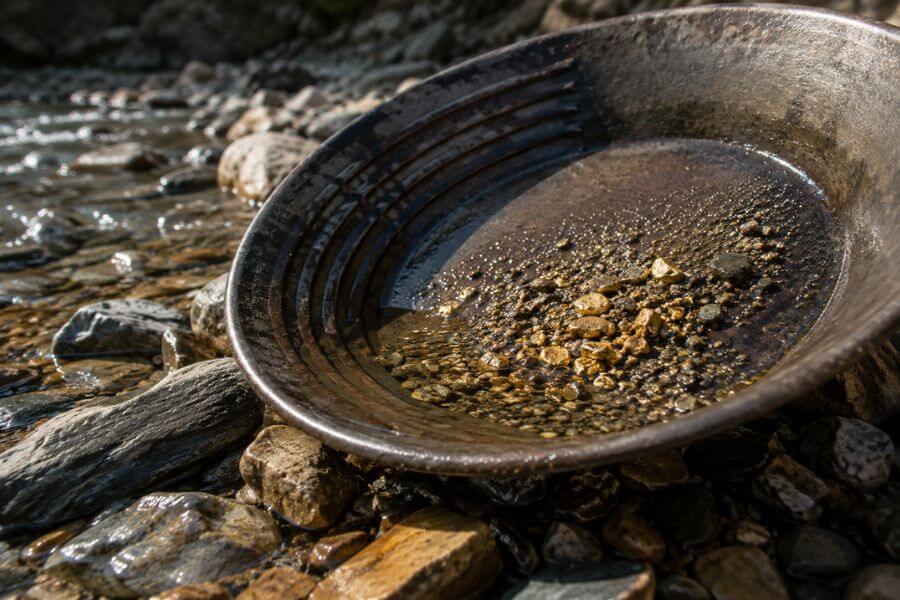 Read more about the article 10 Historic Gold Mining Sites in New Zealand You Can Still Explore