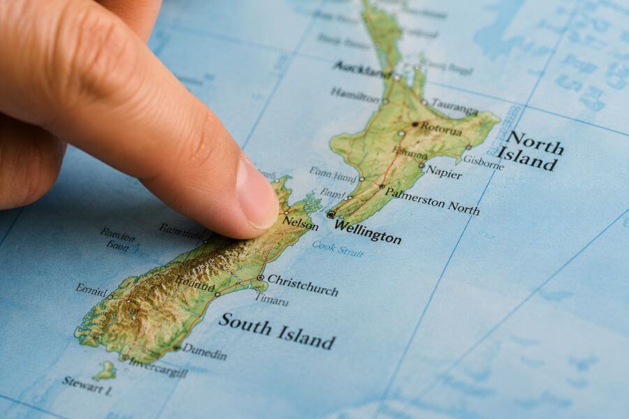 10 Biggest Mistakes First-Time International Visitors Make in New Zealand moamoa10