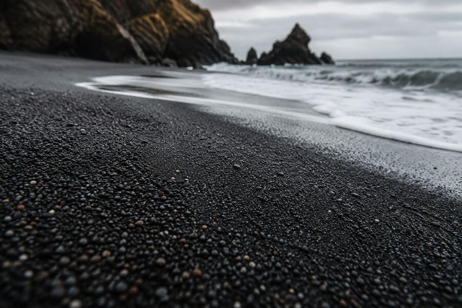 10 Most Dramatic Black Sand Beaches on the West Coast moamoa10