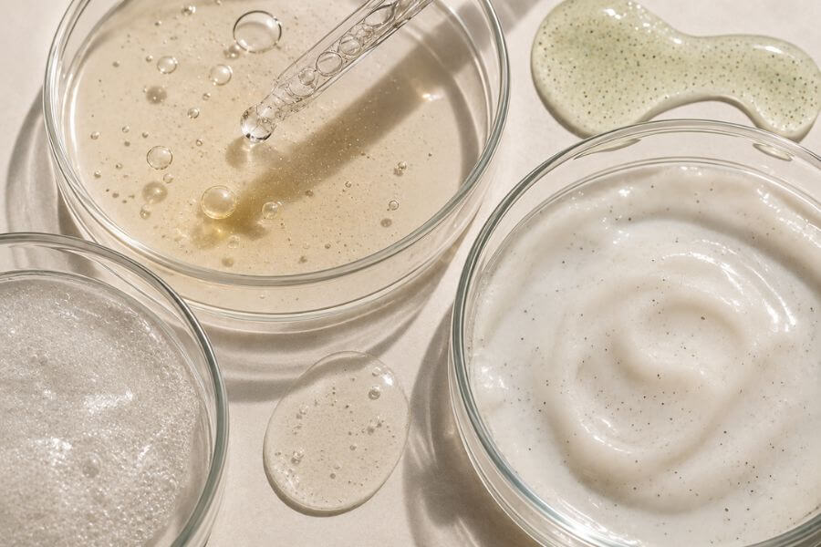 Read more about the article The Beginner Guide to Microbiome Skincare: Prebiotics, Probiotics, and Postbiotics
