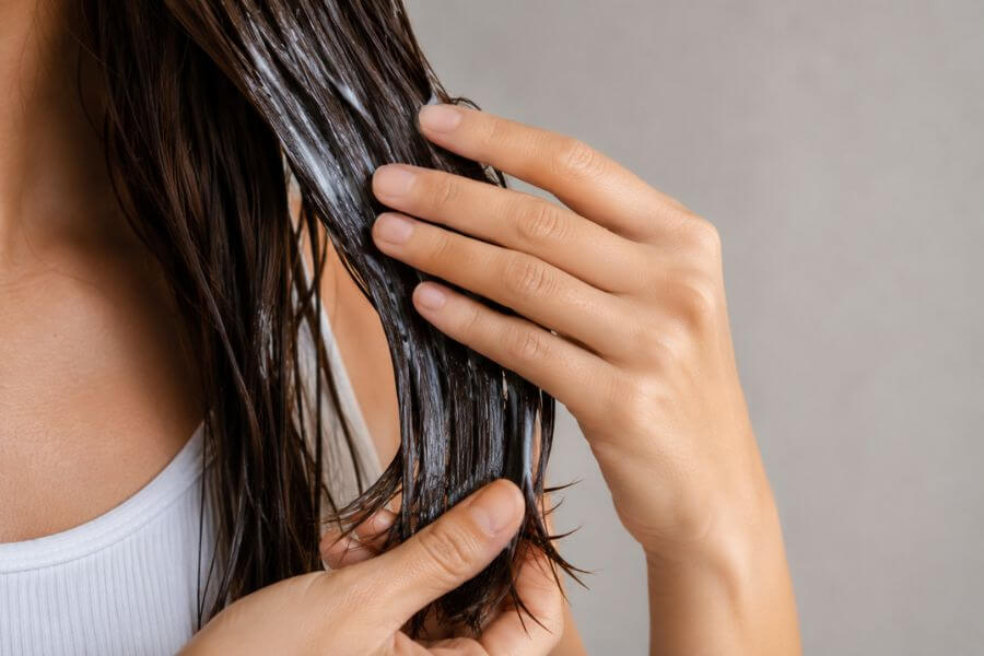 Read more about the article Bond Repair Treatments: How to Fix Severely Damaged Hair