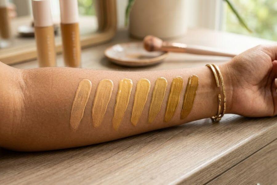 Read more about the article 12 Best Fenty Beauty Foundation Shades for Warm Undertones