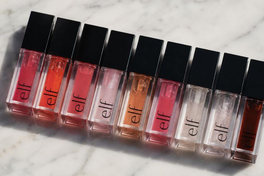 Read more about the article 8 Most Hydrating e.l.f. Lip Oils That Aren’t Sticky at All