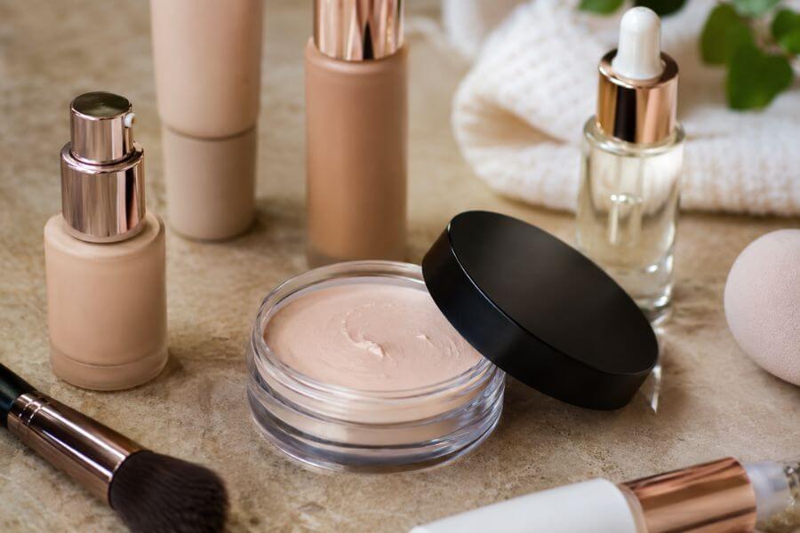 Read more about the article 8 Most Long-Lasting e.l.f. Liquid Poreless Putty Primer Routines