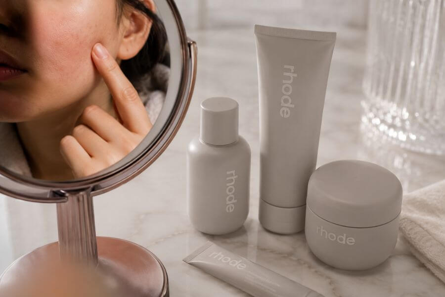 Read more about the article 4 Biggest Reasons Why Rhode Skincare Breaks Out Some Skin Types